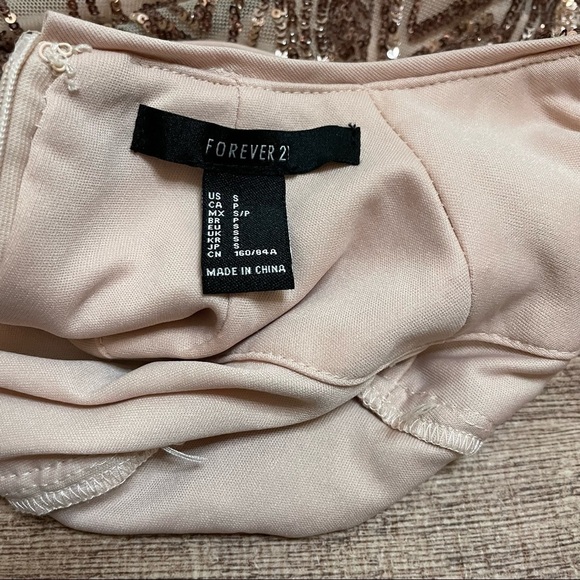 Forever 21 Sequin Mini Dress With Sleeves Size Small - Picture 2 of 3